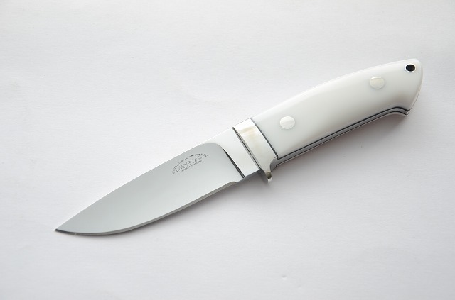 山本宣弘さんナイフ