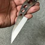 フラットグラインドでブレード研削する